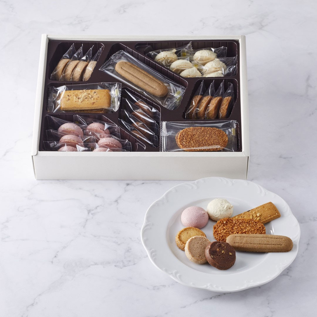 洋菓子 ギフト 帝国ホテル クッキー 詰め合わせ セット C-30BE 8種35個入 ギフトセット 誕生日プレゼント 誕生日祝い お返し お礼 内祝い 結婚祝い 出産祝い 結婚内祝い 出産内祝い お取り寄せ おしゃれ 高級 贈り物 ギフト 母の日 ギフト