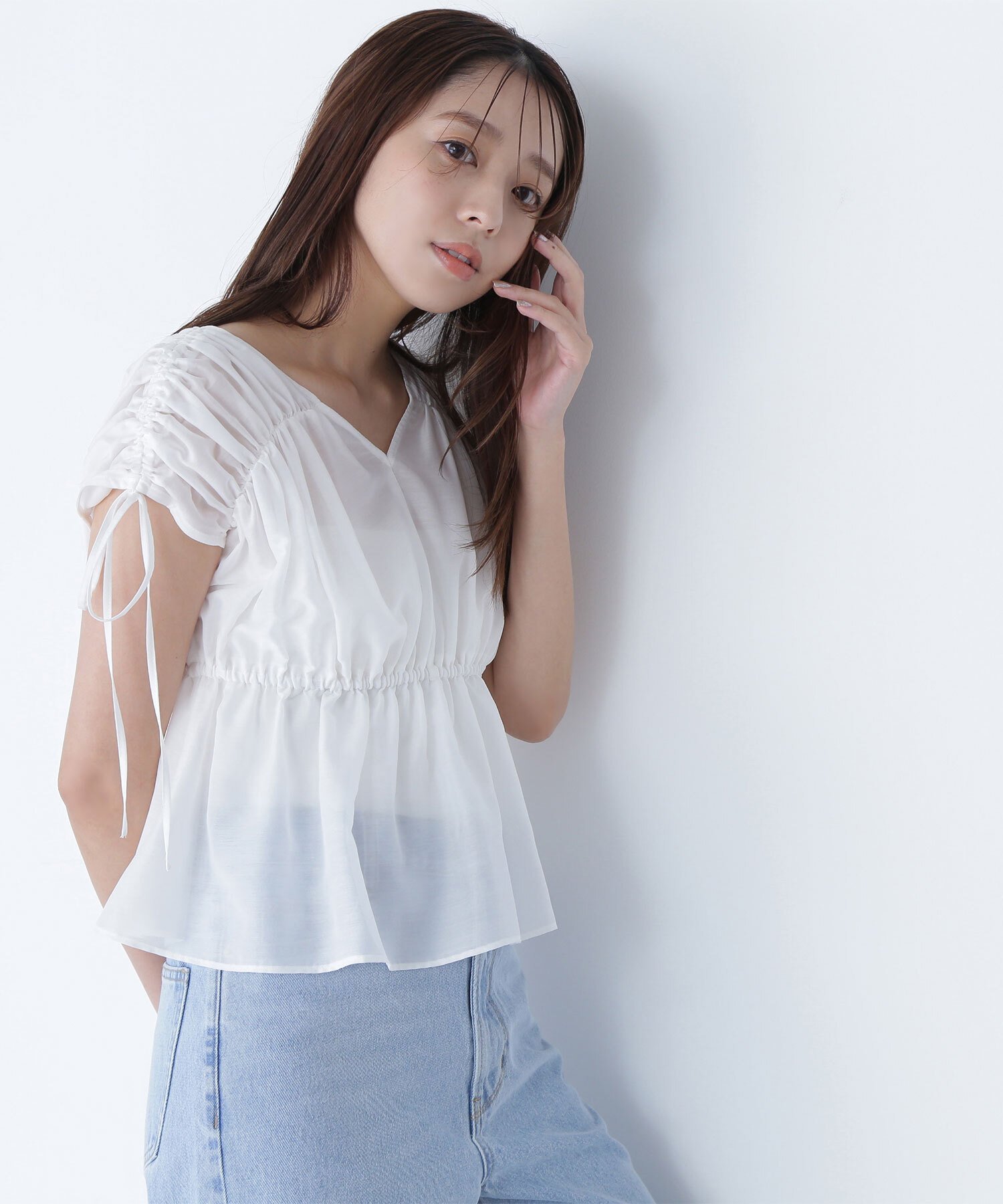 ナチュラルビューティーベーシック ビジネスシャツ レディース NATURAL BEAUTY BASIC シアードロストギャザーブラウス ナチュラルビューティベーシック トップス シャツ・ブラウス ブラック ホワイト【送料無料】