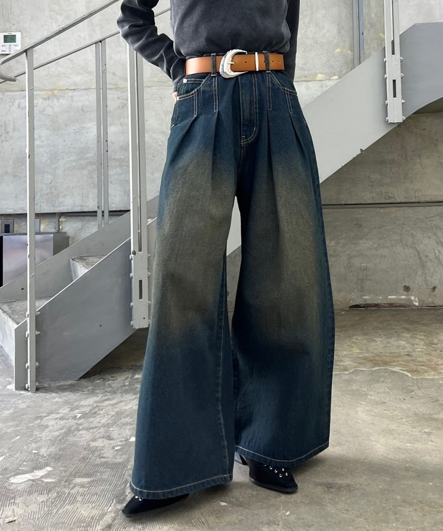 PAGEBOY 【WEB限定サイズあり】タックデニムパンツ ページボーイ パンツ ジーンズ・デニムパンツ ブラック ネイビー ブルー【送料無料】